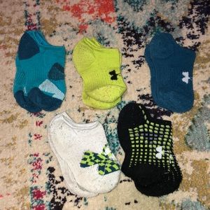 🧜🏼‍♀️3 for $15 item!🧜🏼‍♀️ under armour socks